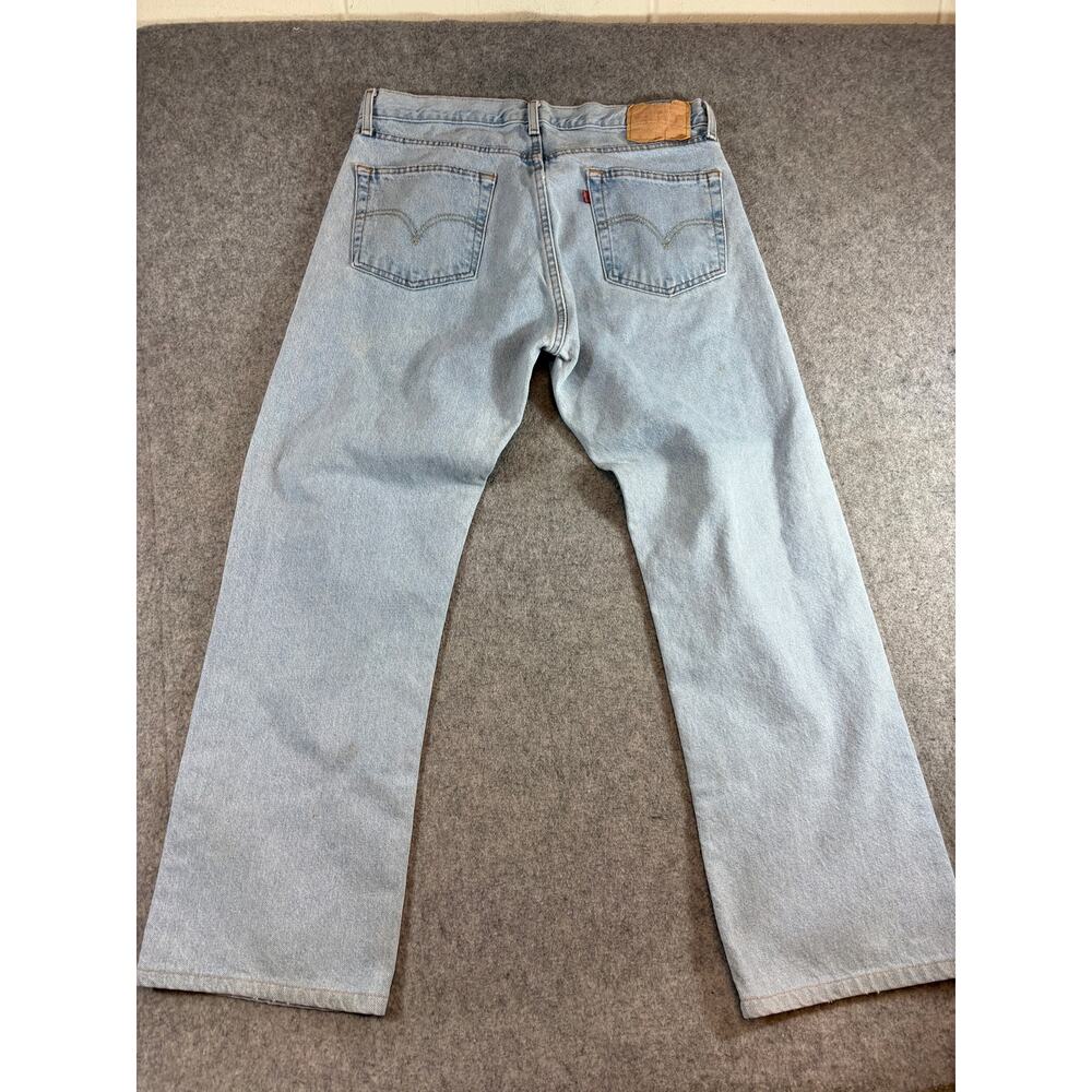 VINTAGE 90s Levis 501 Jeans Mens Blue Straight Leg Light Wash Denim USA 34x29 - Picture 2 of 10